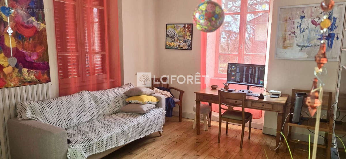 Maison à SAUVETERRE-DE-ROUERGUE