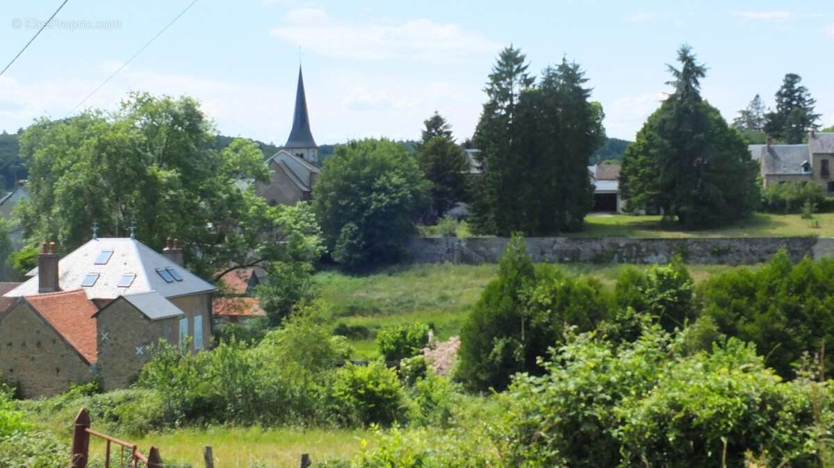 Maison à Cussy en Morvan  de 136 m2 - 8 pièces - diverses dépendances - terrain 1182 m2 - photo 27