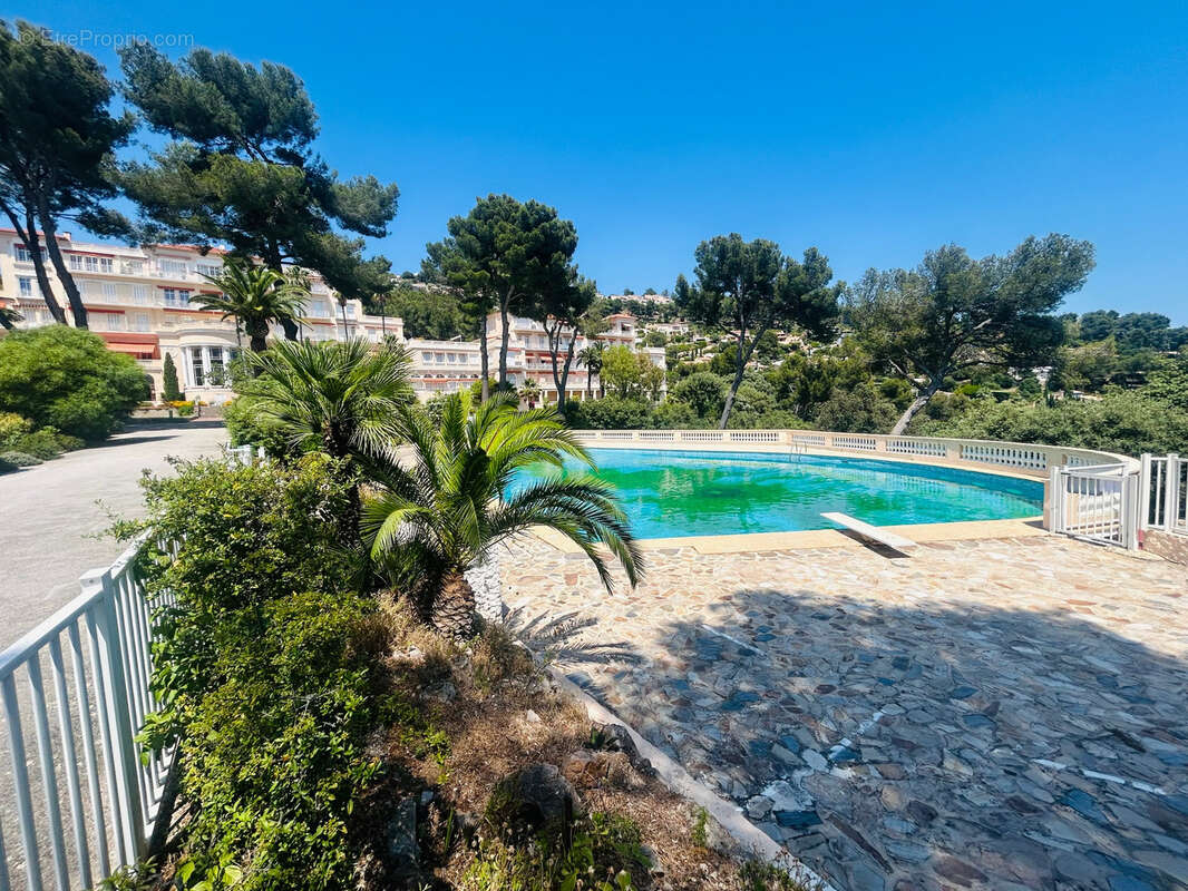 Appartement à HYERES