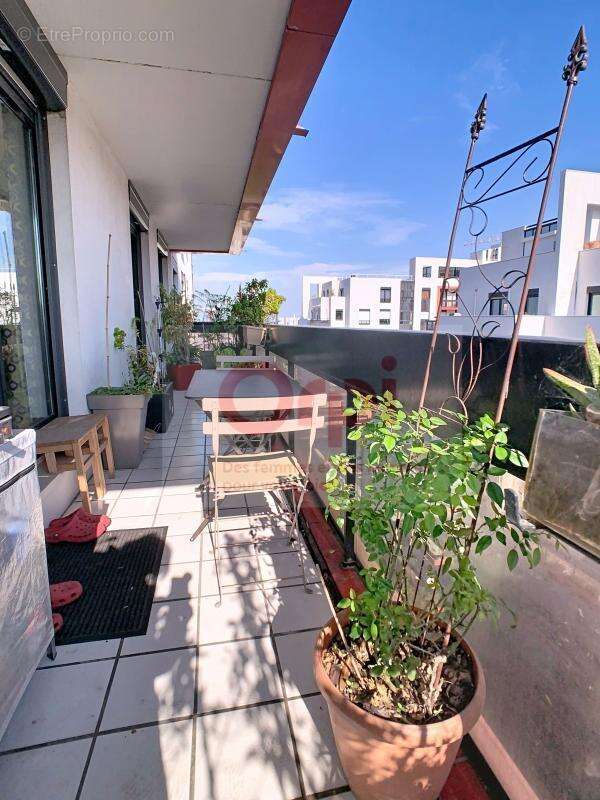 Appartement à ISSY-LES-MOULINEAUX