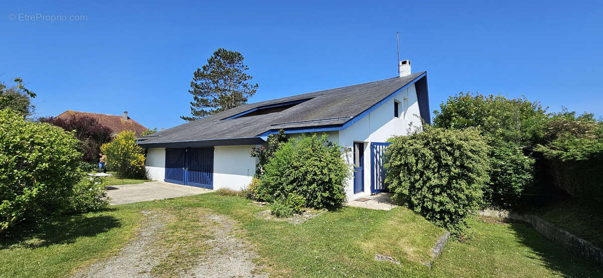 Maison à GRANDCAMP-MAISY