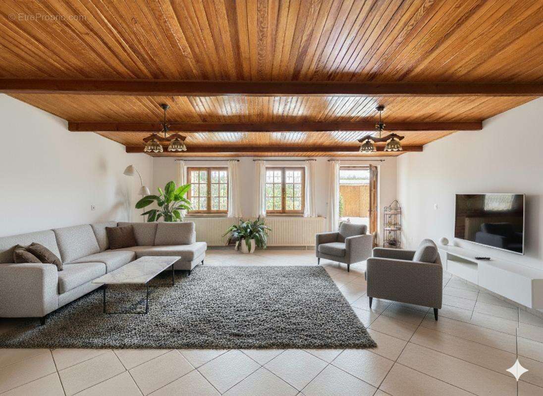 Maison à HOUPLIN-ANCOISNE