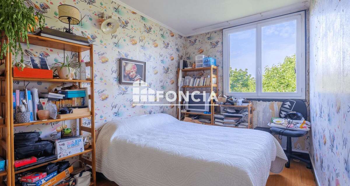 Exclusivité – Appartement 4 pièces avec box et cave à Noisy-le-Grand - photo 9