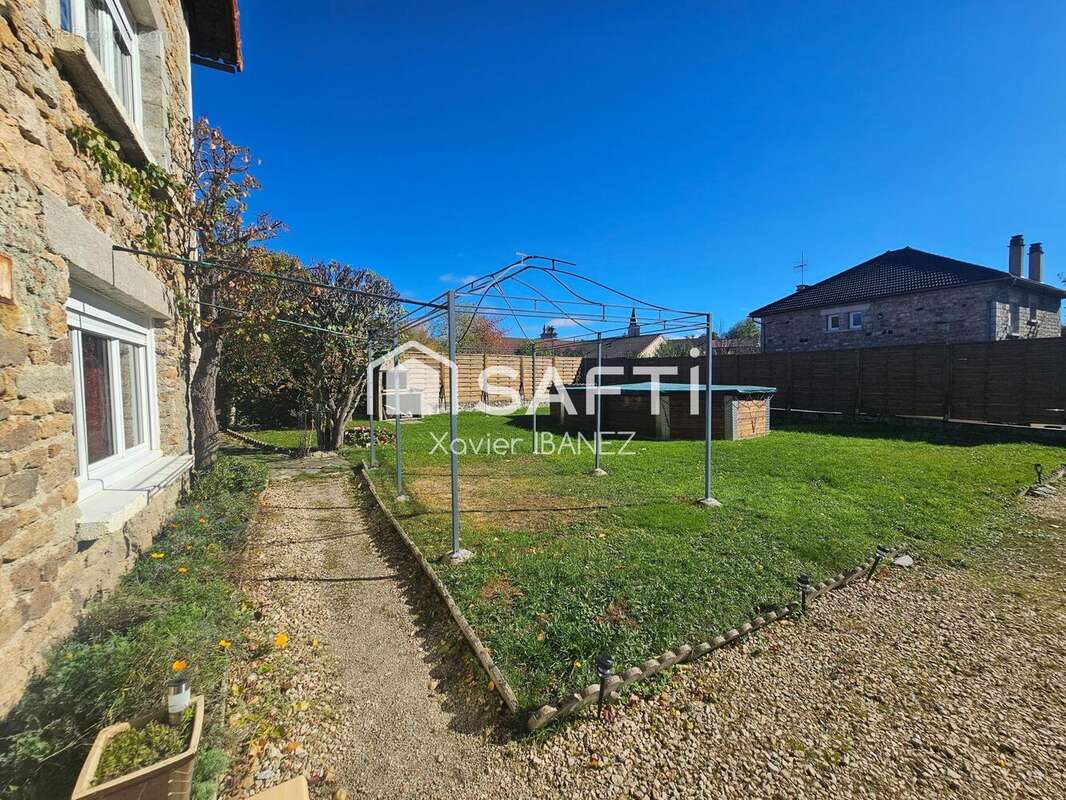 Photo 2 - Maison à LE MALZIEU-VILLE