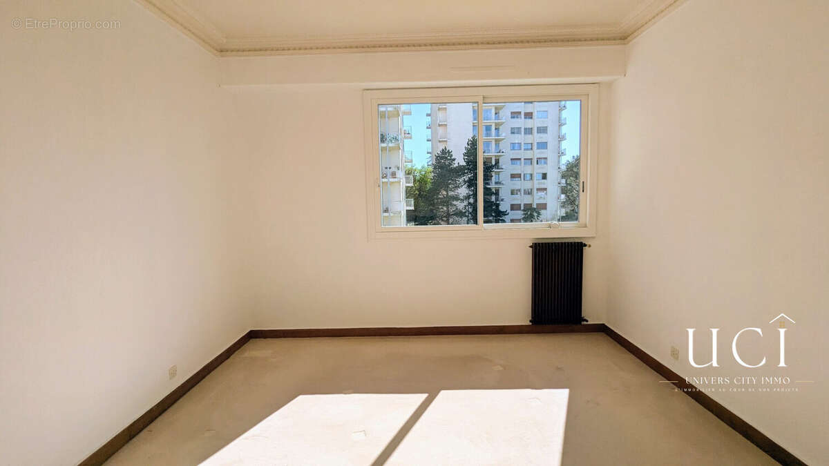 Appartement 93 m² à Saint-Sebastien-Sur-Loire  - photo 8