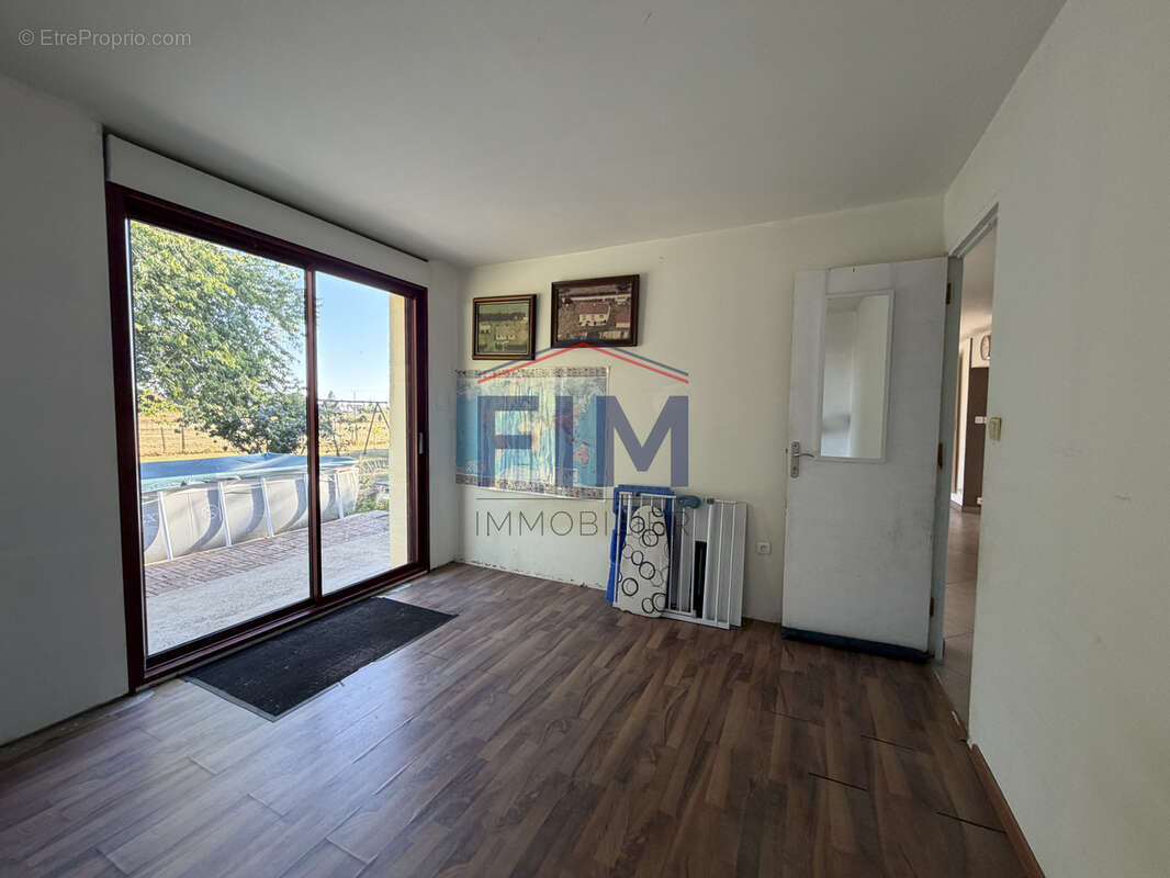 Maison 140 m² à Saint-Saens  - photo 6