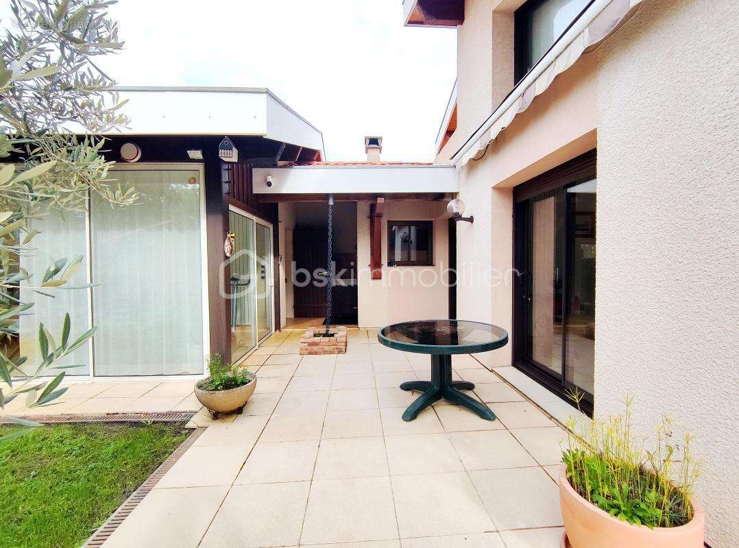 Maison à GUJAN-MESTRAS