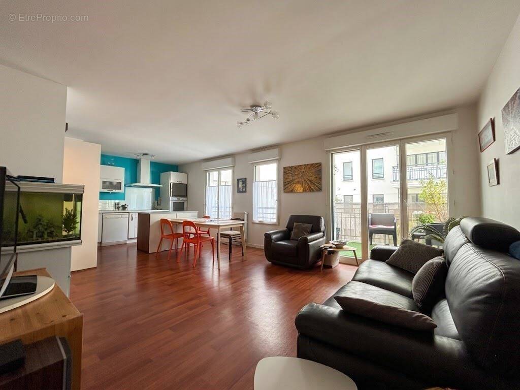 Appartement à SURESNES