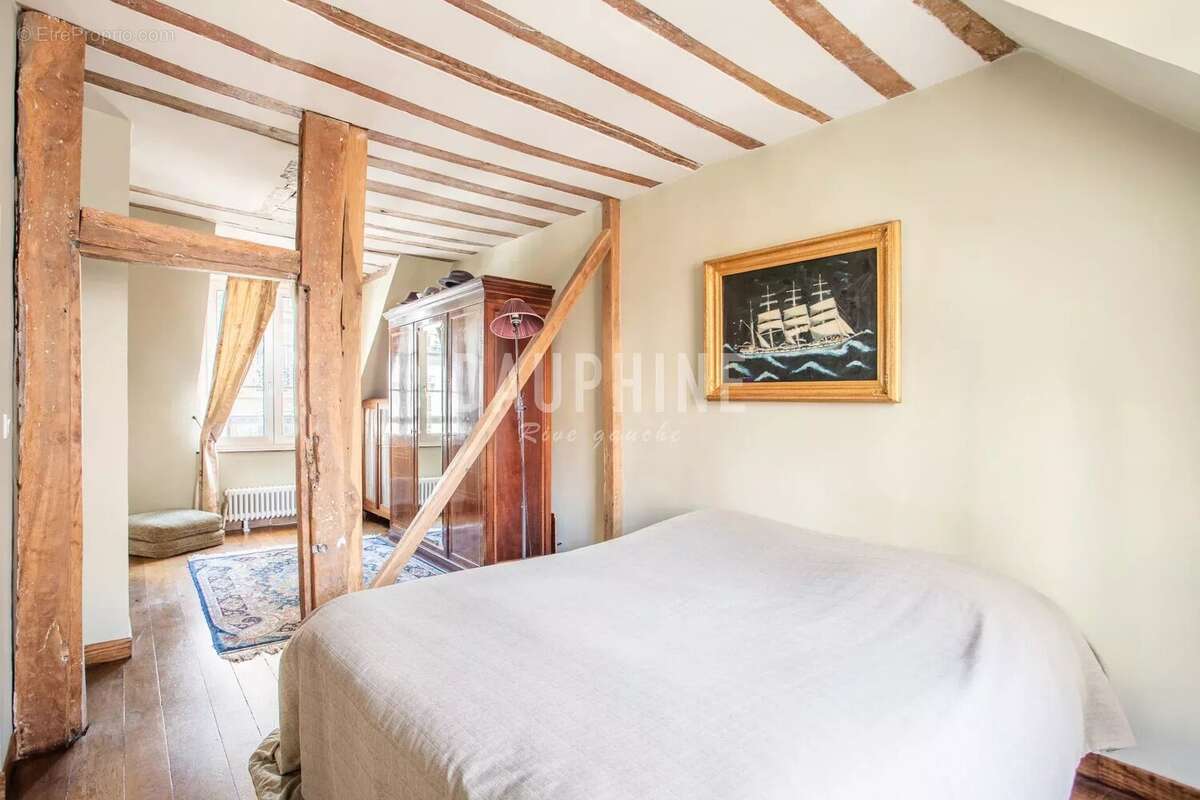 Appartement à PARIS-6E