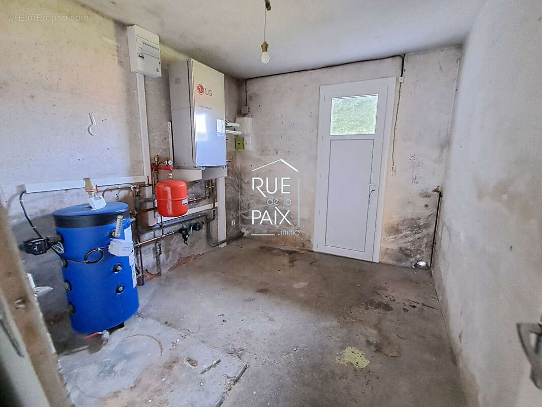 Maison de plain pied 4 chambres Serigny + Jardin de plus de 1600 m² - photo 12