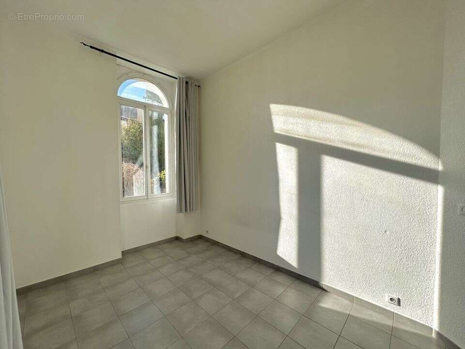 Appartement à VALENSOLE