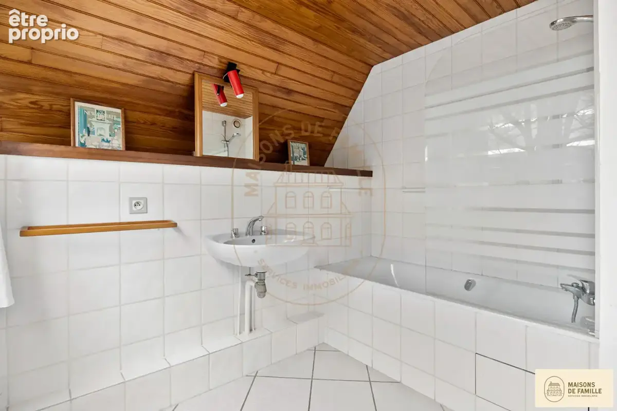 Zaha - Maison d'architecte à vendre au Hameau de la Jonchère à Rueil-Malmaison - photo 24