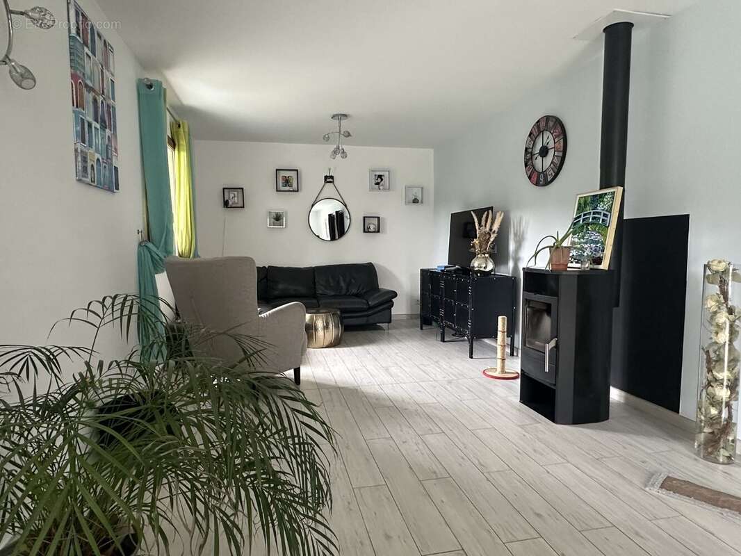 Maison à THORENS-GLIERES