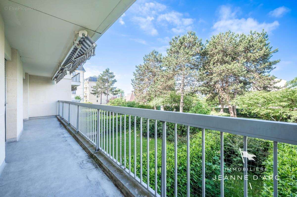 Appartement à VERSAILLES