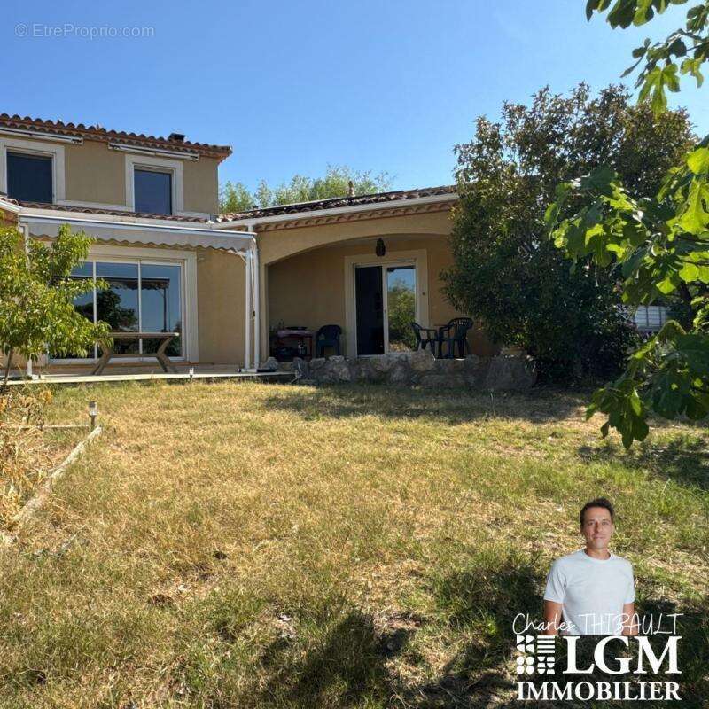 Villa contemporaine avec vue panoramique sur l'étang de Vendres et la Méditerranée - photo 14