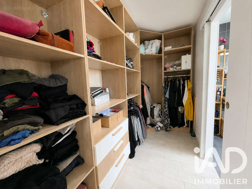 Maison 139 m² à Plou  - photo 6