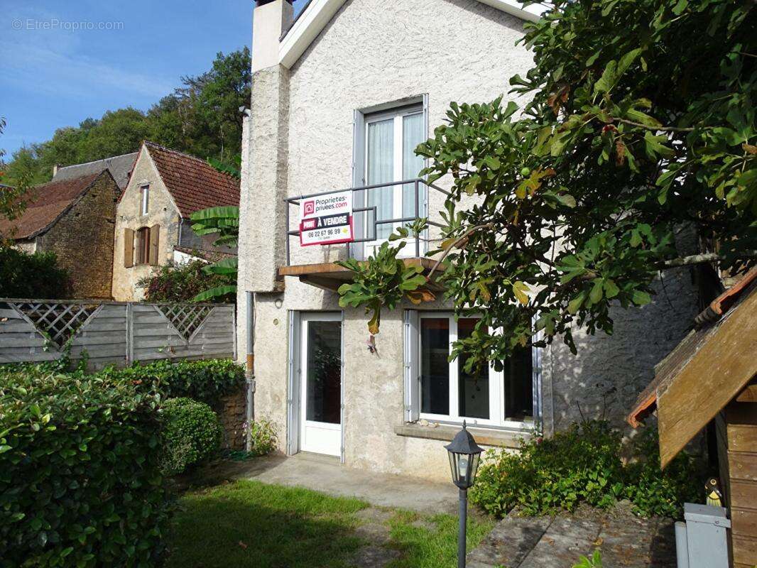Maison à MONTIGNAC