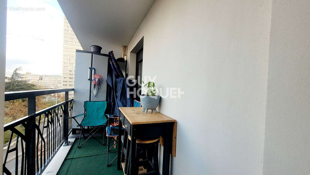 Appartement à COLOMBES