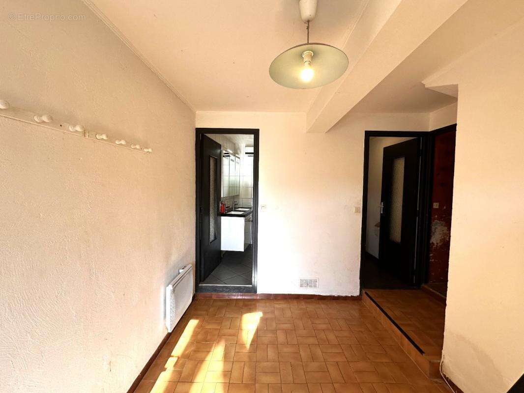 Maison à CAUNES-MINERVOIS