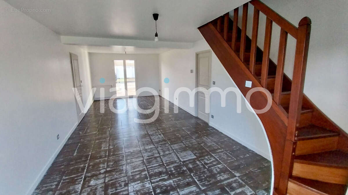 Maison CHALLANS  5 pièces RARE en Viager libre - photo 3