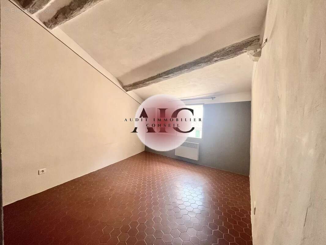 Appartement à FAYENCE