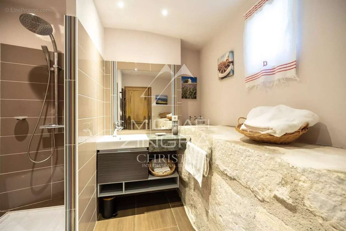 Maison à SAINT-REMY-DE-PROVENCE