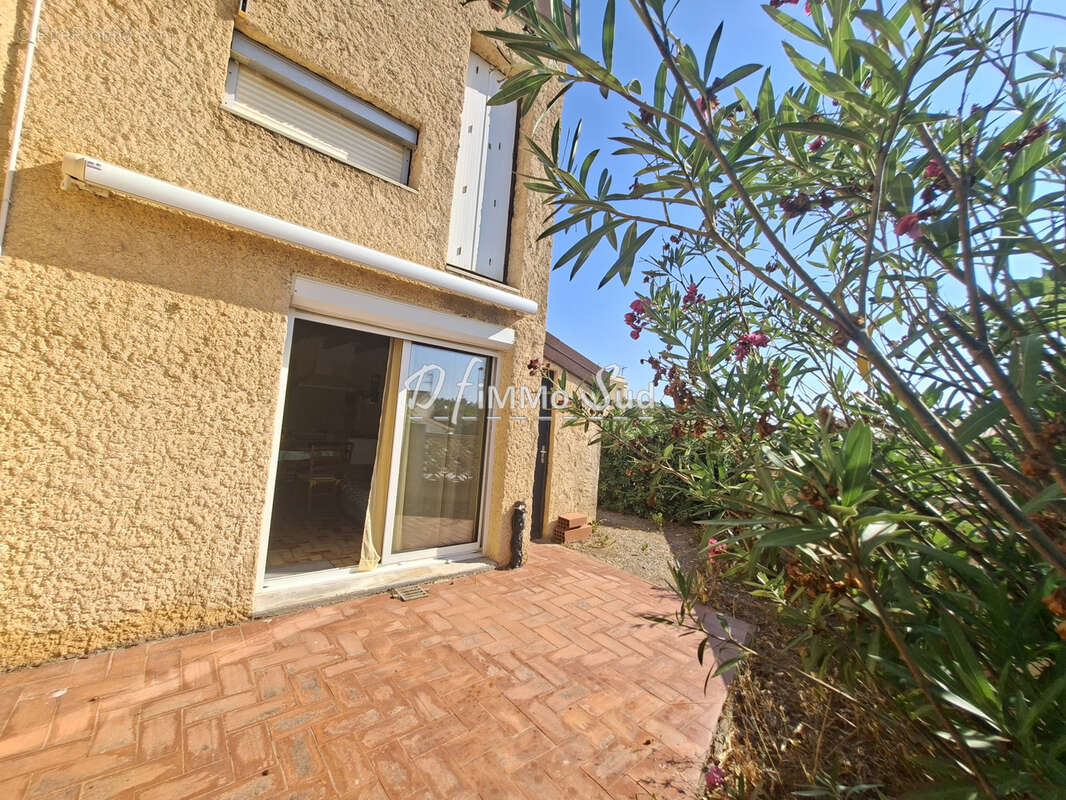 Maisonnette vue mer : le cocon ideal avec une double chambre, exterieur et place de parking - photo 2