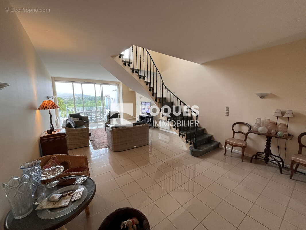 Magnifique maison de Village avec Piscine! - photo 3