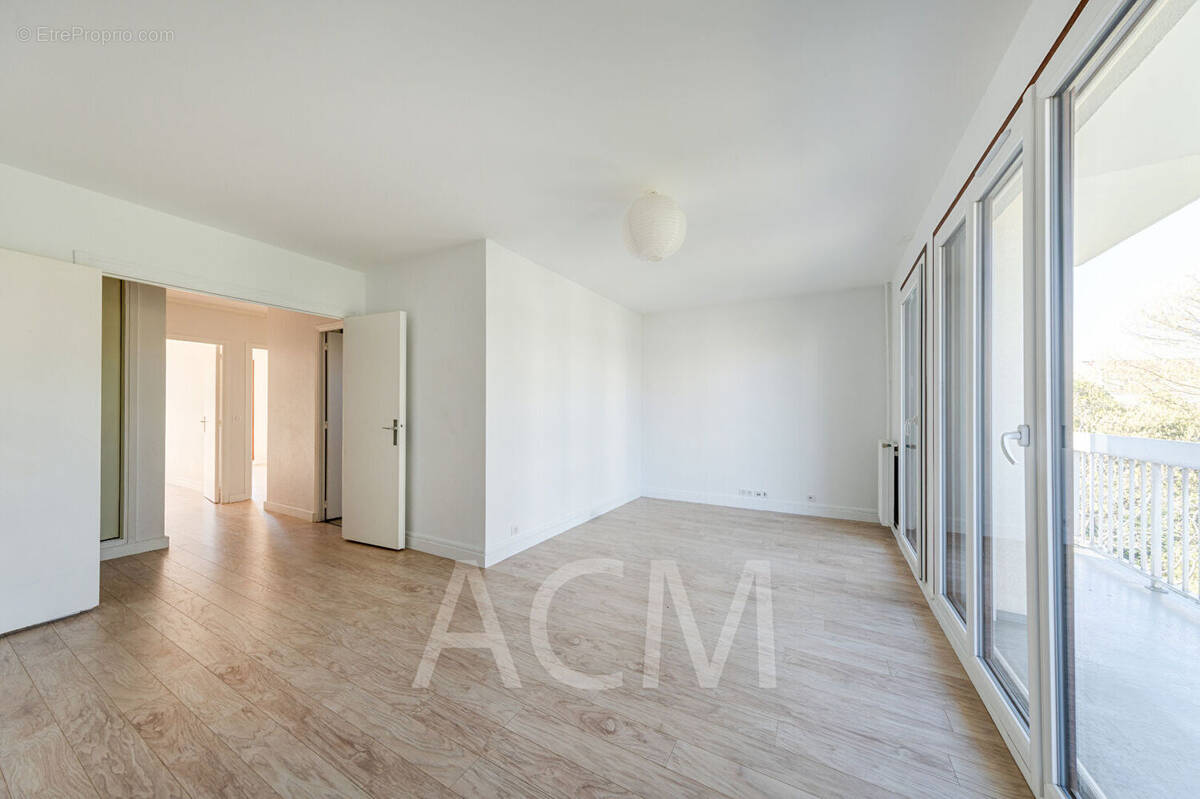 Appartement à MAISONS-LAFFITTE