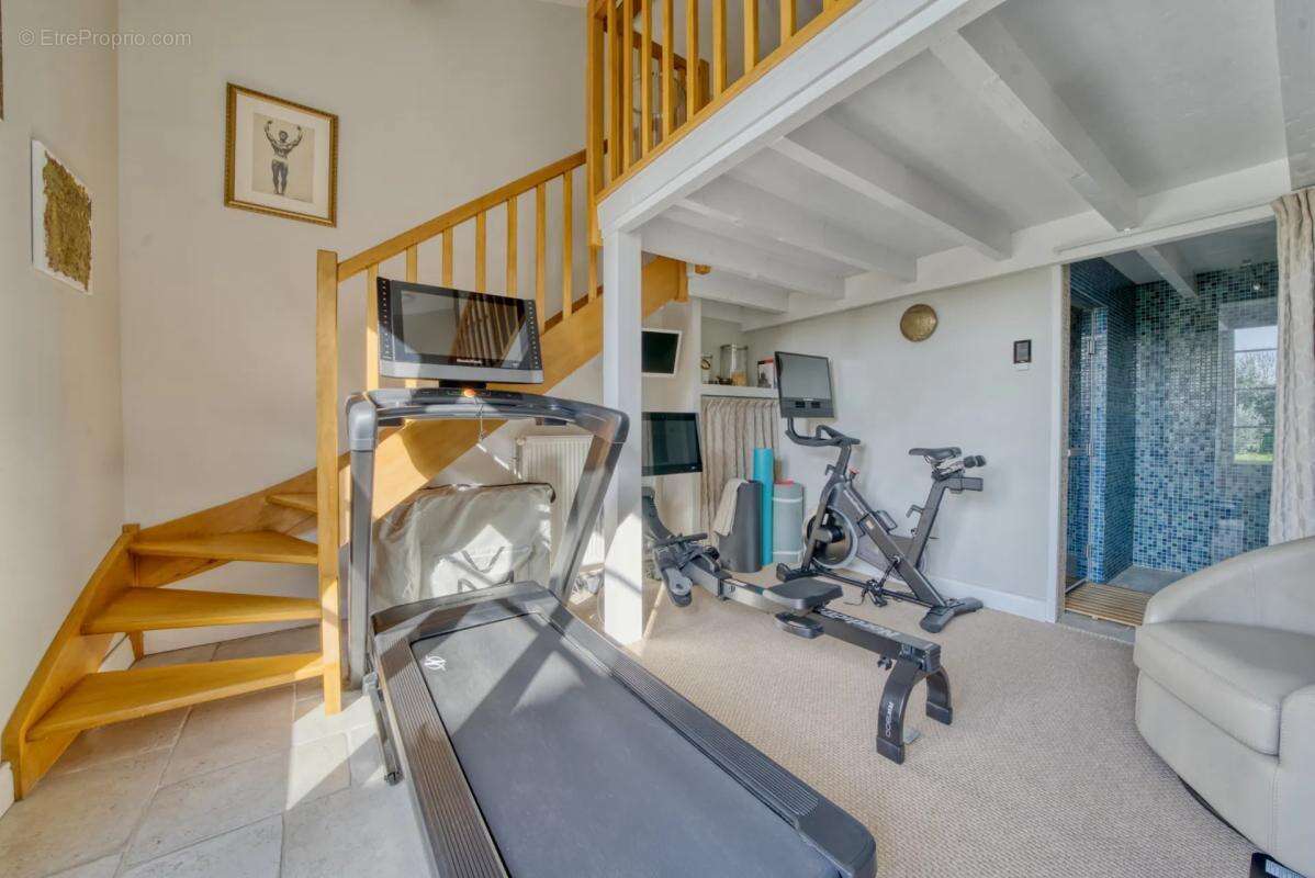 Maison à CHERMIGNAC