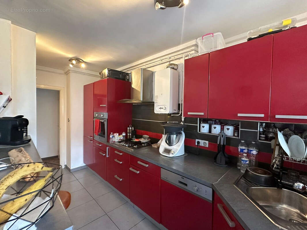 Appartement à MARSEILLE-14E