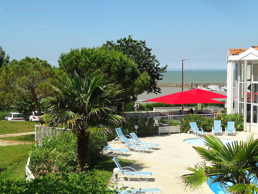 Appartement à FOURAS