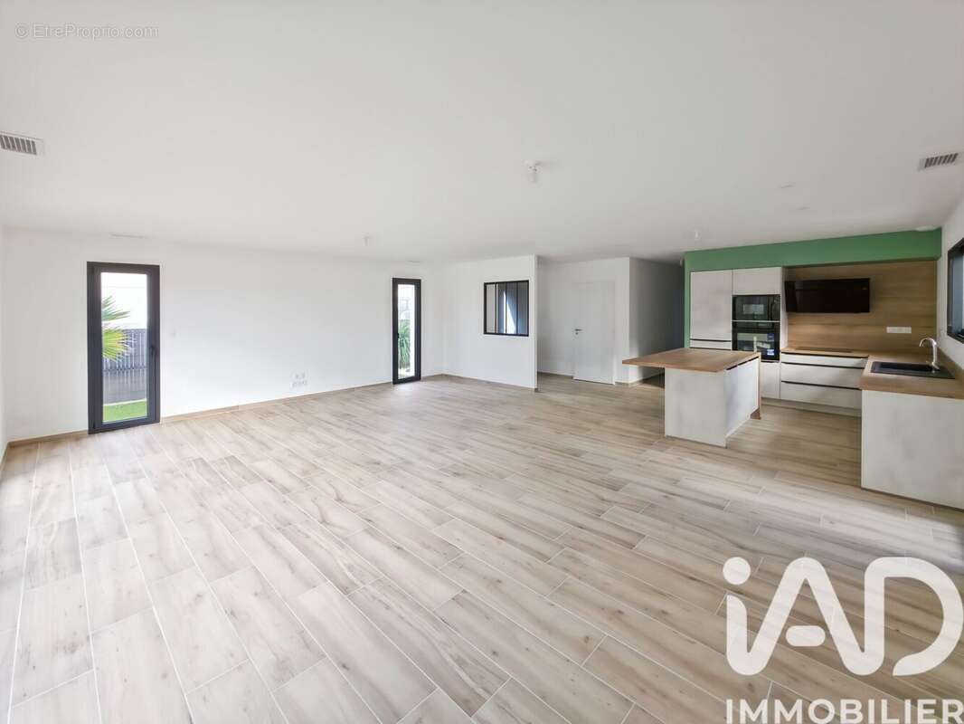 Maison 115 m² à Sauvian  - photo 5