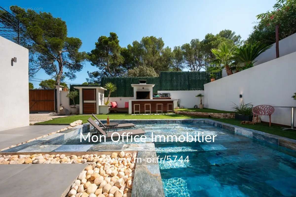 Maison à CABRIES