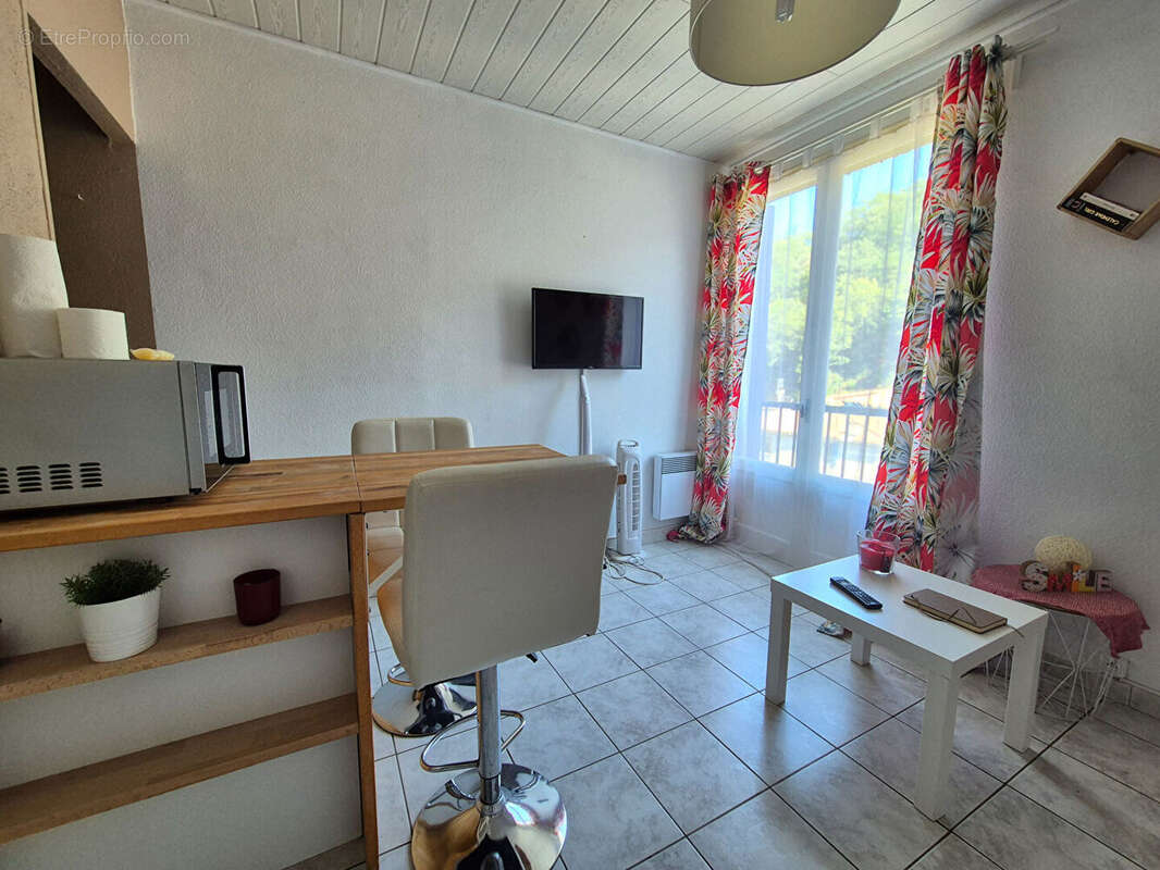 Appartement à RENNES-LES-BAINS