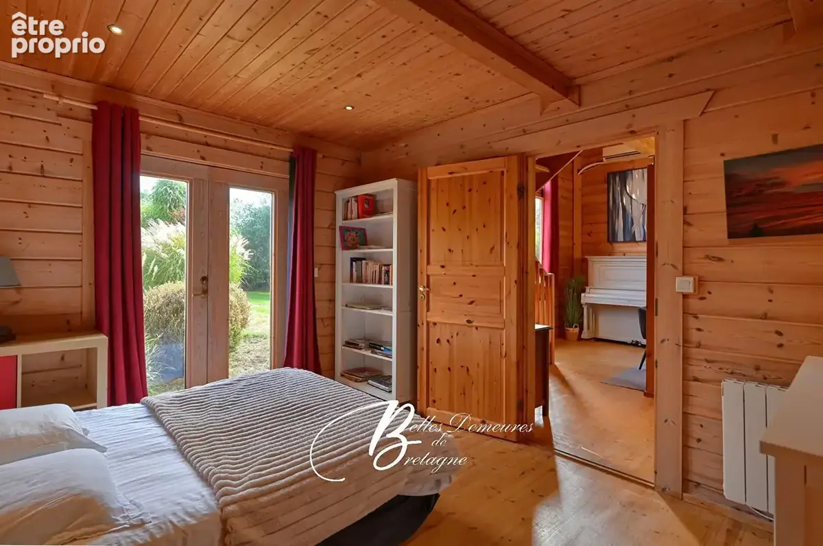 A vendre Maison en bois à Penvénan aux prestations haut de gamme avec piscine intérieure, à 800 m de la plage de Port-Blanc - photo 10