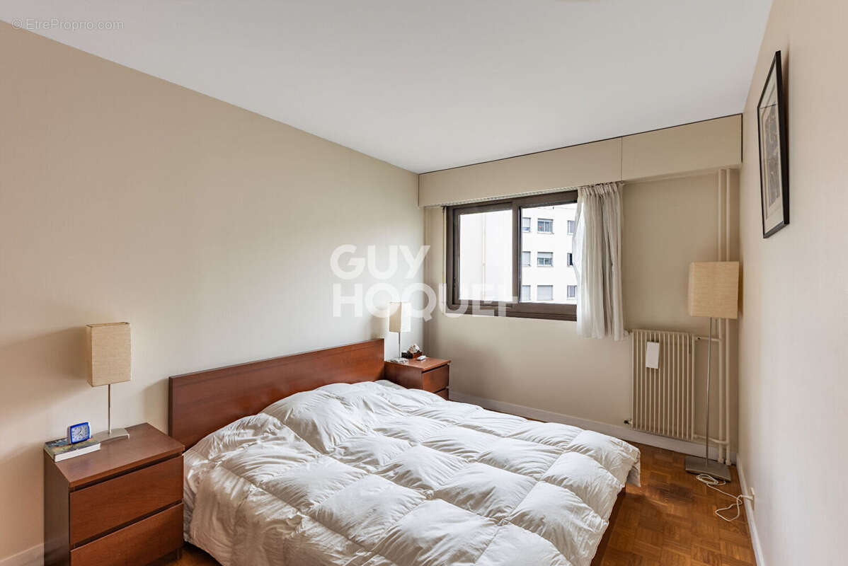 Appartement à PARIS-12E