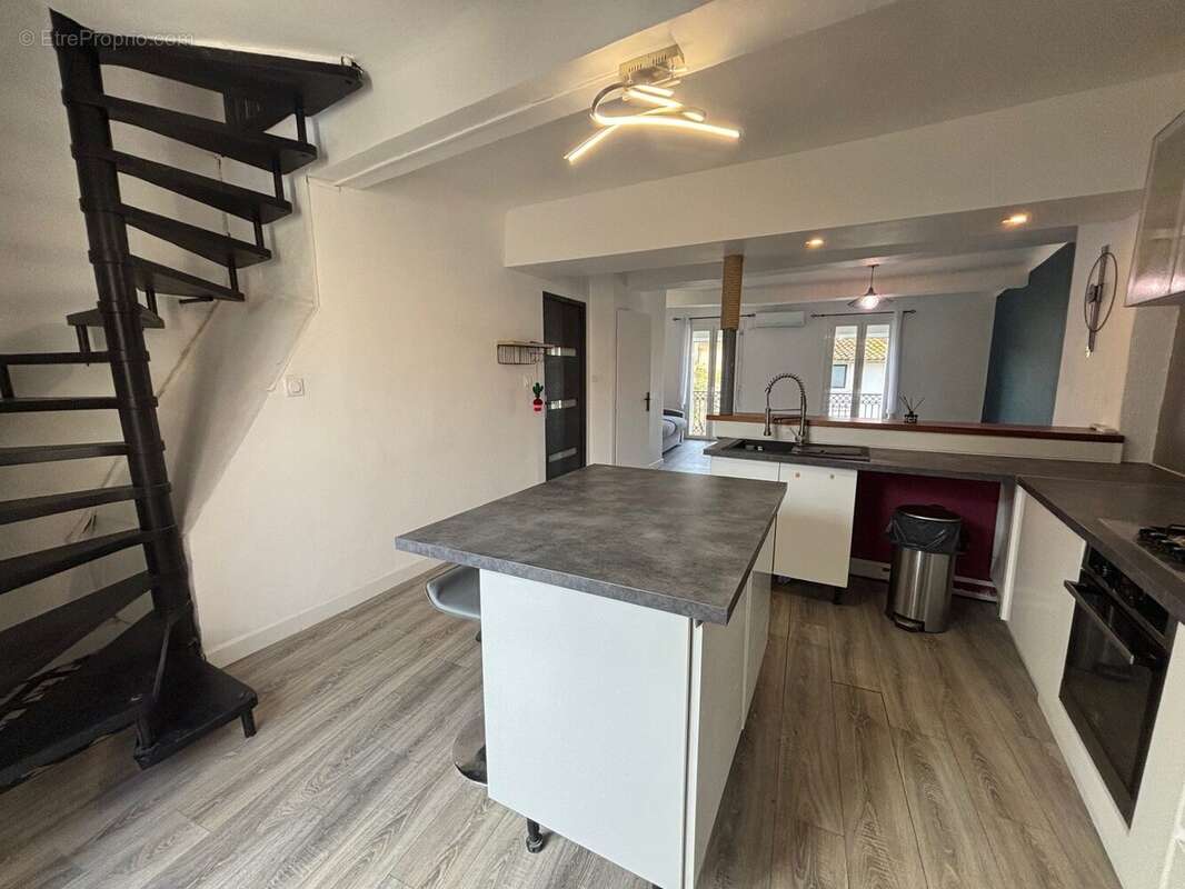 Appartement à BAGES