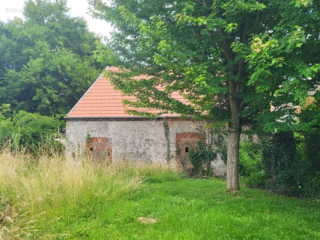 Maison à FROMENTIERES