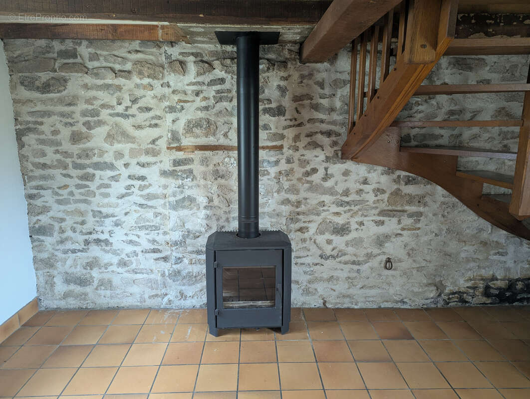 Maison à THEVET-SAINT-JULIEN