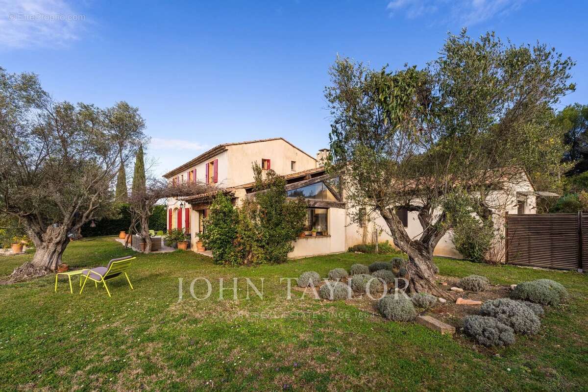 Maison à AIX-EN-PROVENCE