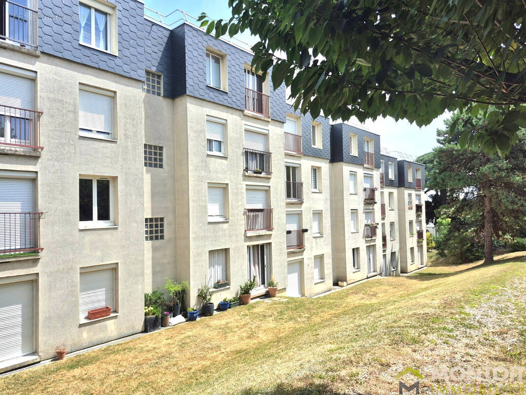 Appartement à THIAIS