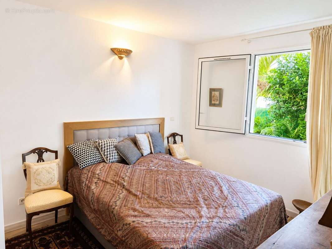 Appartement 110 m² à Saint-Leu  - photo 9