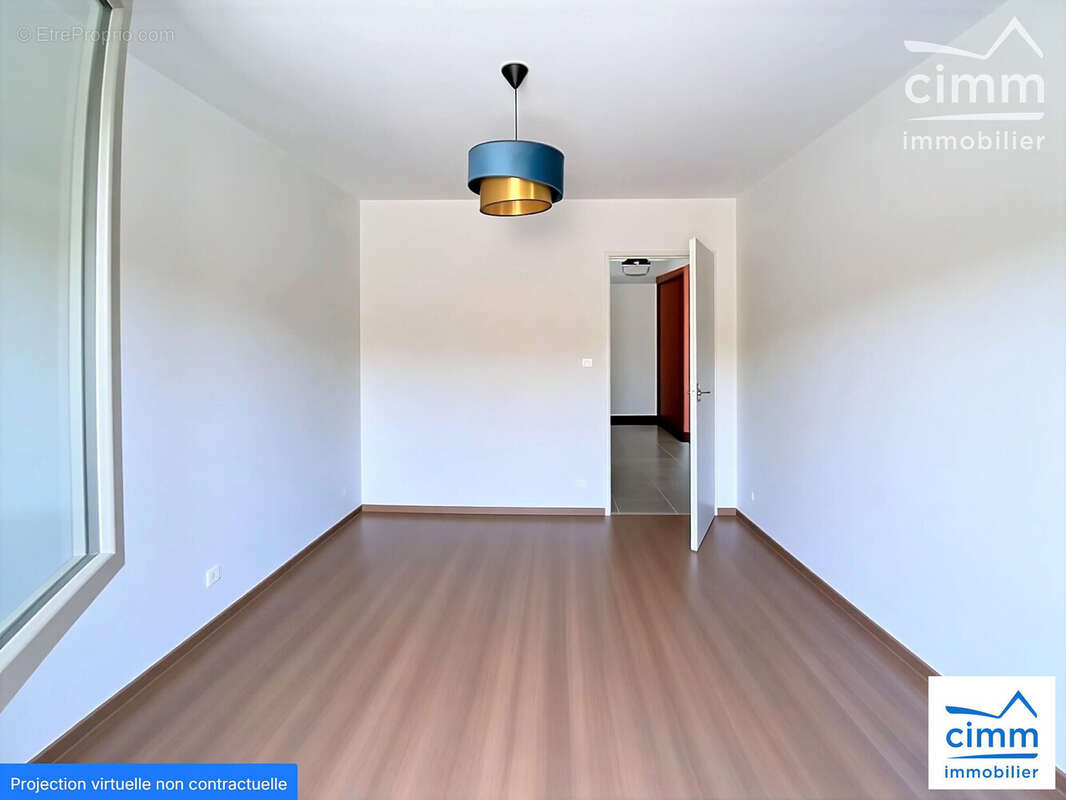 Chambre du bas vidée avec IA  - Maison à SAINT-ERBLON