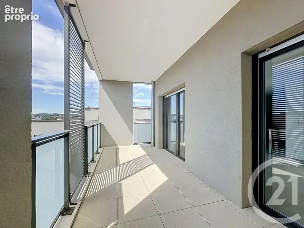 Appartement 64 m² à Brignais  - photo 17
