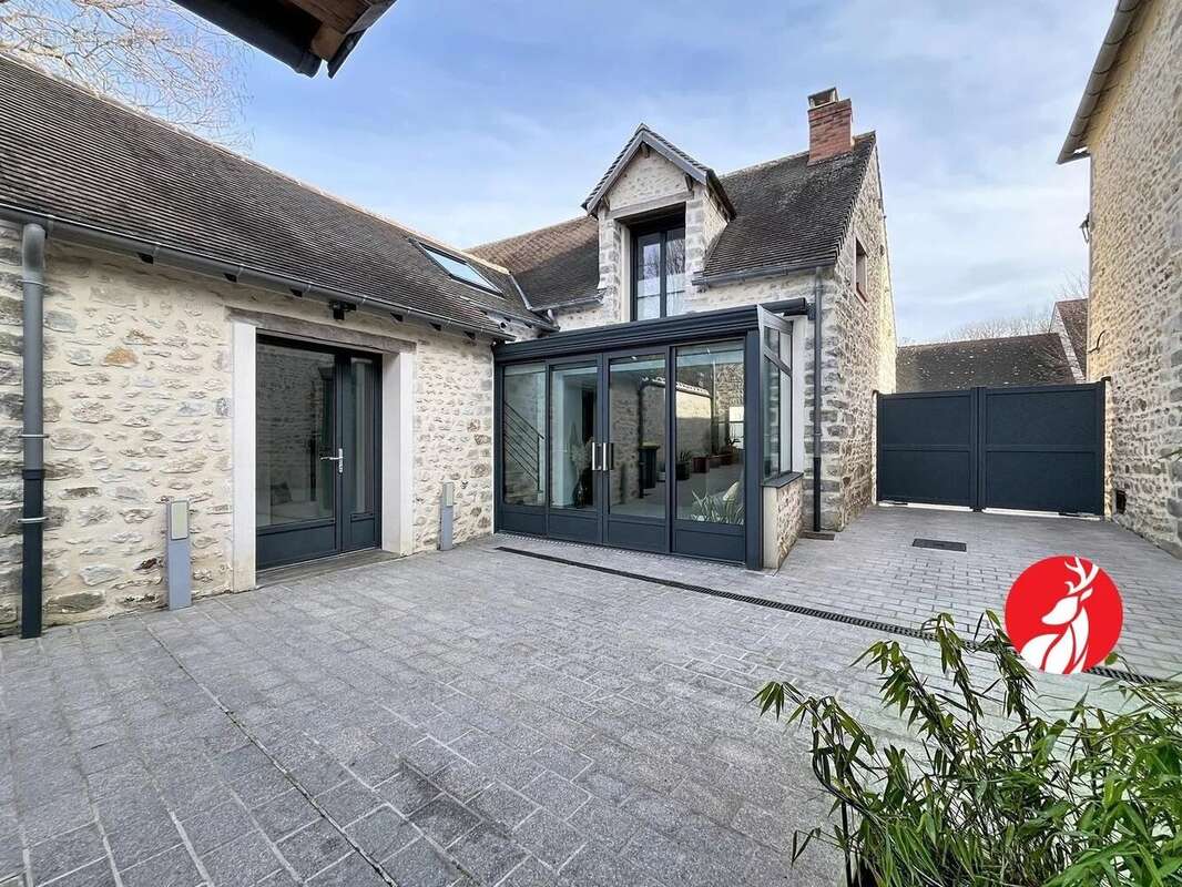 Maison à MILLY-LA-FORET