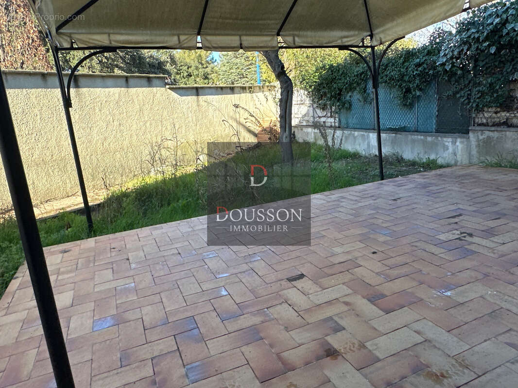 À vendre   villa idéale pour deux familles ou investissement - photo 4