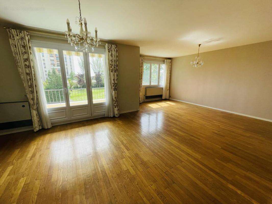 Appartement à TALANT