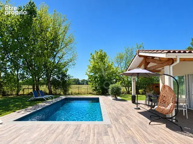 Maison récente de 146 m² avec piscine sur terrain arboré de 1 646 m² - photo 7