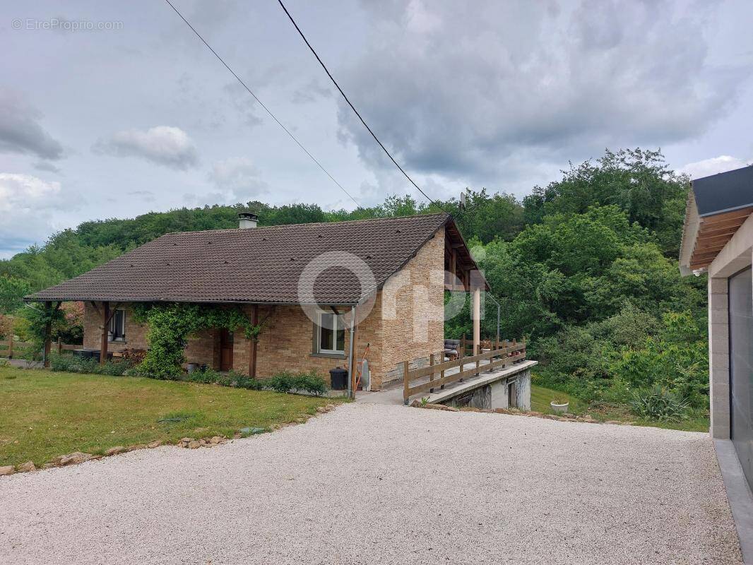 Maison à FAVARS